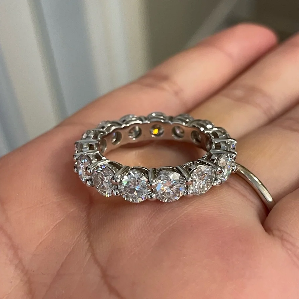 Real moissanite ring size 9 - Picture 4 of 8